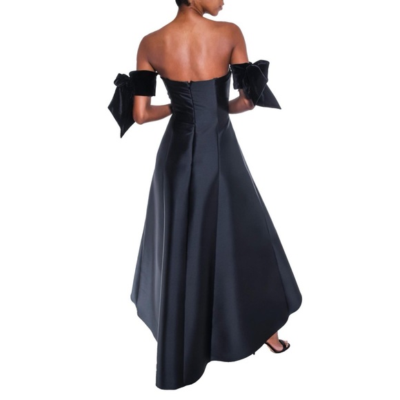 Sachin + Babi Noir off shoulder gown Sz 4 - Picture 3 of 9